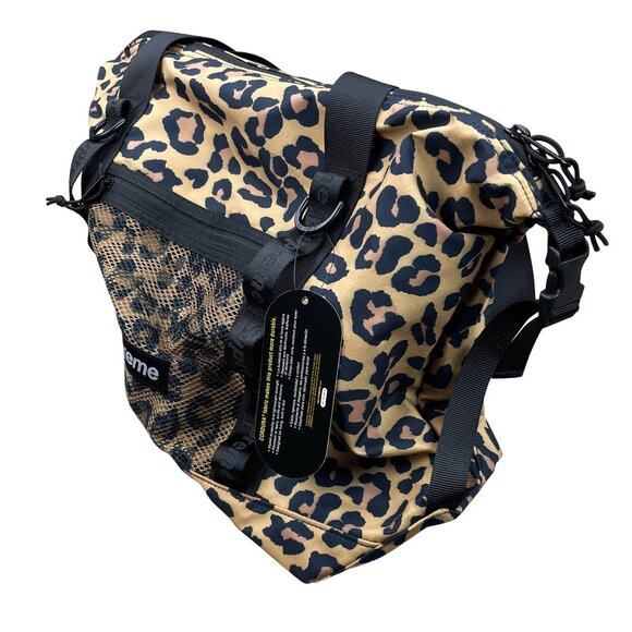 Supreme FW20 Zip Tote Bag Leopard - Picture 4 of 5